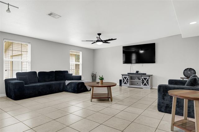 10010 Valley Park Drive, Houston, TX 77078