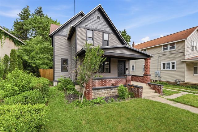 1009 2nd Street, Grand Rapids, MI 49504