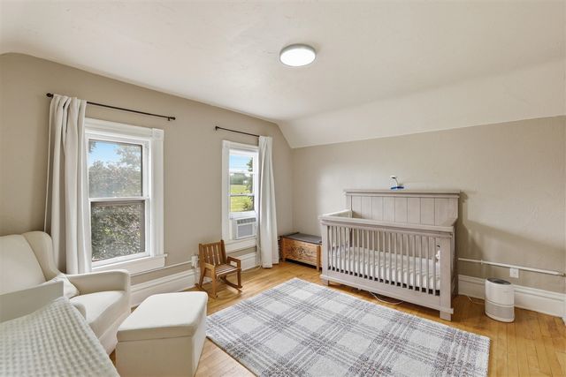 1009 2nd Street, Grand Rapids, MI 49504