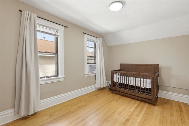 1009 2nd Street, Grand Rapids, MI 49504