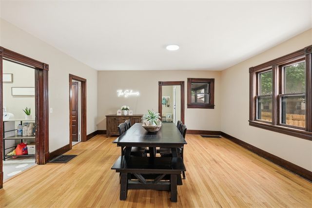 1009 2nd Street, Grand Rapids, MI 49504