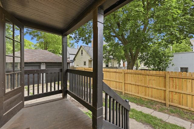 1009 2nd Street, Grand Rapids, MI 49504