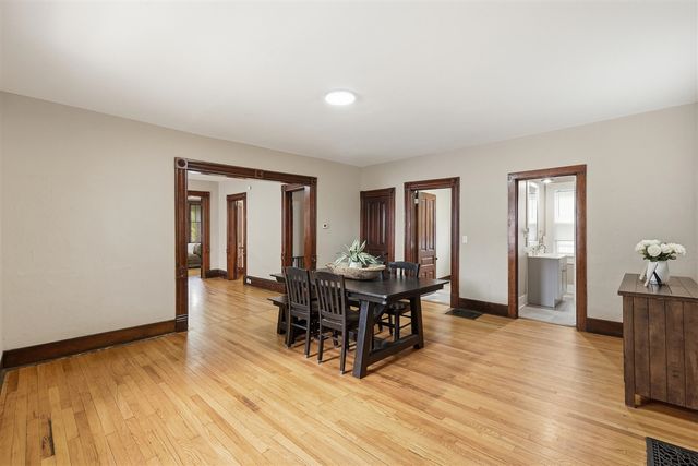 1009 2nd Street, Grand Rapids, MI 49504