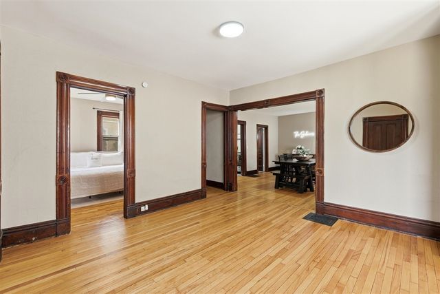 1009 2nd Street, Grand Rapids, MI 49504