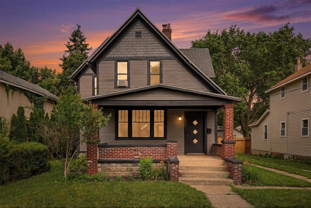 1009 2nd Street, Grand Rapids, MI 49504