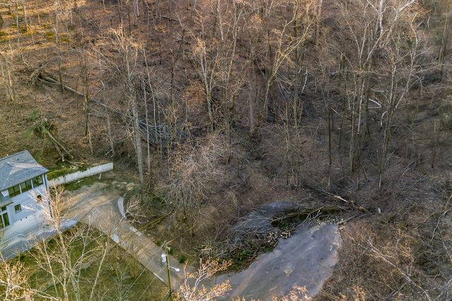 6621 Chatsworth Pl, Nashville, TN 37205