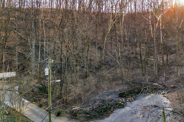 6621 Chatsworth Pl, Nashville, TN 37205