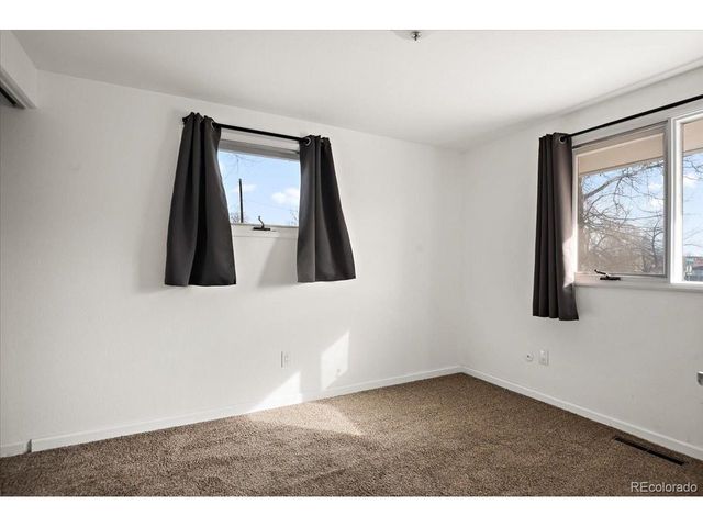 2321 Montezuma Rd, Pueblo, CO 81003