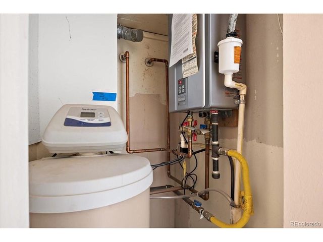 2321 Montezuma Rd, Pueblo, CO 81003