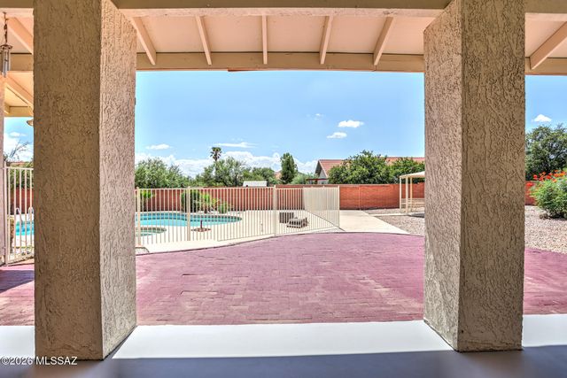5371 N Buckhorn Drive, Tucson, AZ 85750