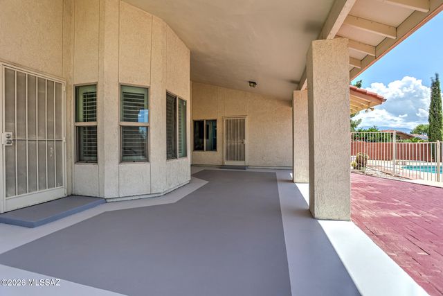 5371 N Buckhorn Drive, Tucson, AZ 85750