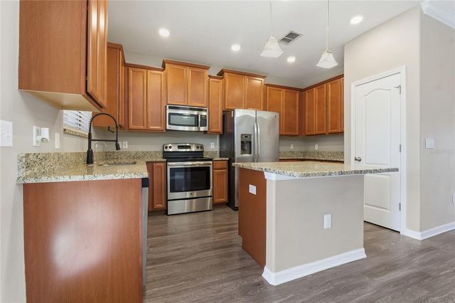 4320 FENNWOOD COURT, Wesley Chapel, FL 33543