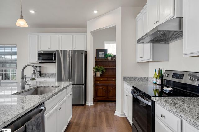 20 Wiltshire Circle, Easley, SC 29642