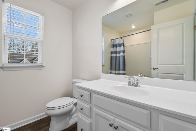 20 Wiltshire Circle, Easley, SC 29642