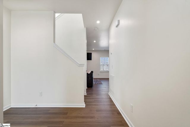 20 Wiltshire Circle, Easley, SC 29642