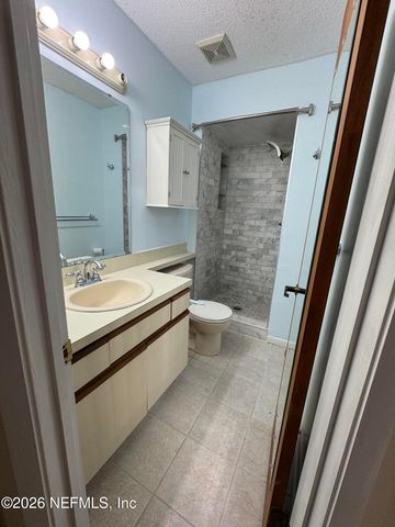 8550 GOLDENEYE Lane, Jacksonville, FL 32217