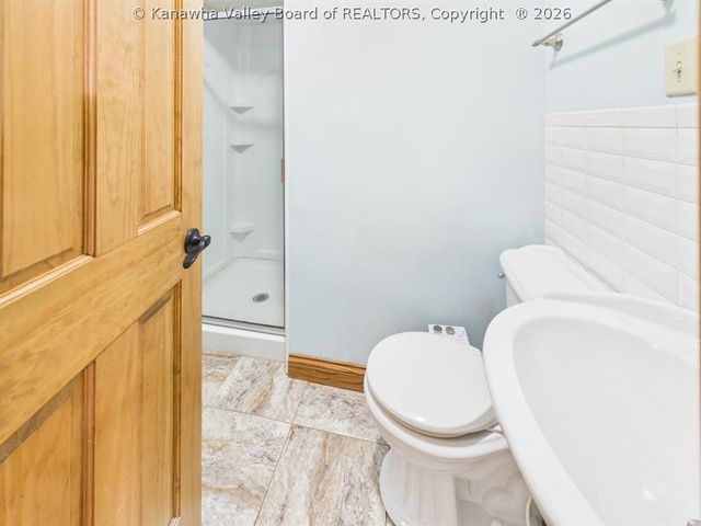 71 Simpson Drive, Huntington, WV 25705