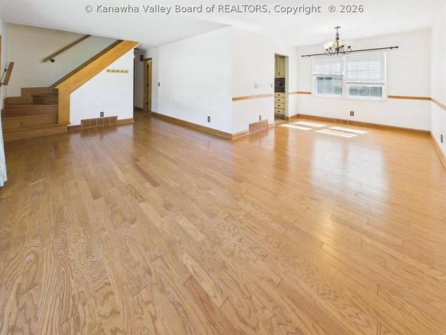 71 Simpson Drive, Huntington, WV 25705
