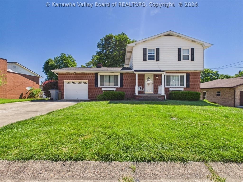 71 Simpson Drive, Huntington, WV 25705