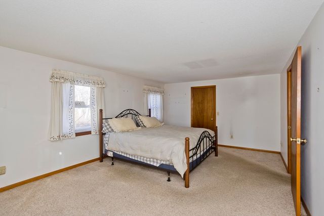 180 Fletcher Circle, Chicopee, MA 01020