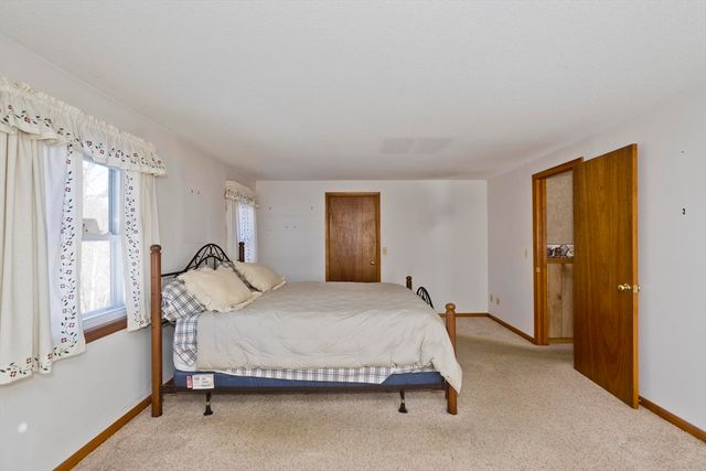 180 Fletcher Circle, Chicopee, MA 01020