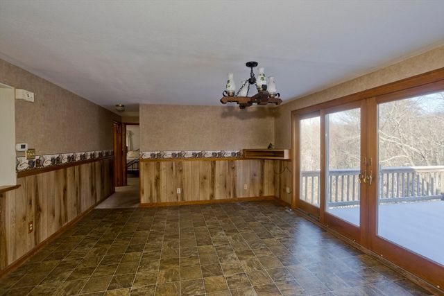 180 Fletcher Circle, Chicopee, MA 01020