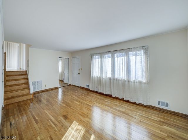 74 Marcy St, Franklin Twp., NJ 08873