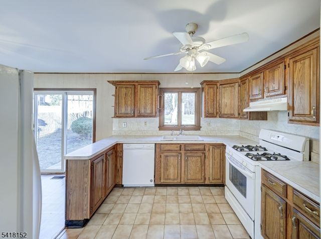 74 Marcy St, Franklin Twp., NJ 08873