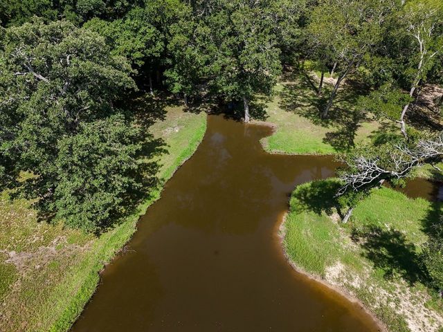 551 County Road 2607, Bonham, TX 75418