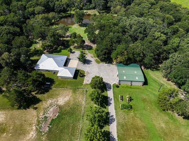 551 County Road 2607, Bonham, TX 75418