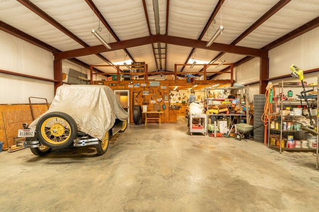 551 County Road 2607, Bonham, TX 75418