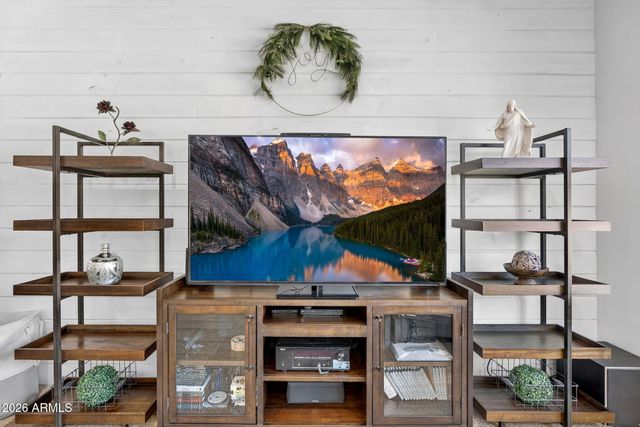 2926 E WYATT Way, Gilbert, AZ 85297