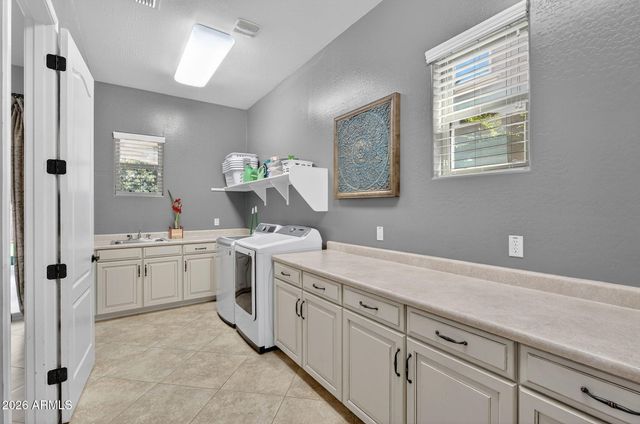 2926 E WYATT Way, Gilbert, AZ 85297