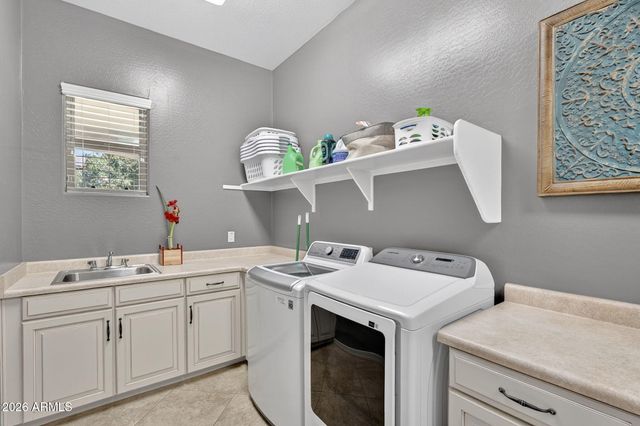 2926 E WYATT Way, Gilbert, AZ 85297