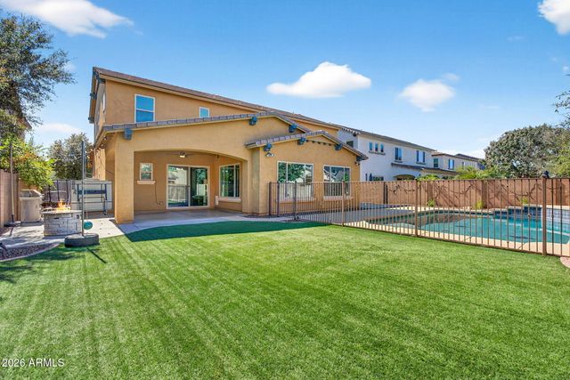 2926 E WYATT Way, Gilbert, AZ 85297