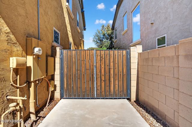 2926 E WYATT Way, Gilbert, AZ 85297