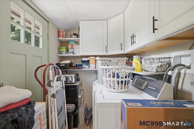 100 Stillman Avenue, Stonington, CT 06379