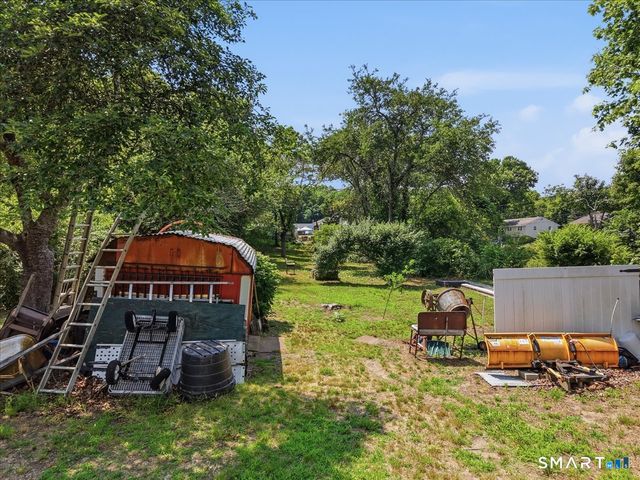 100 Stillman Avenue, Stonington, CT 06379