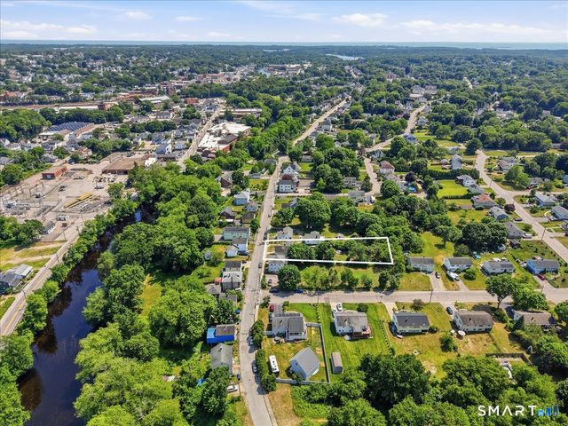 100 Stillman Avenue, Stonington, CT 06379