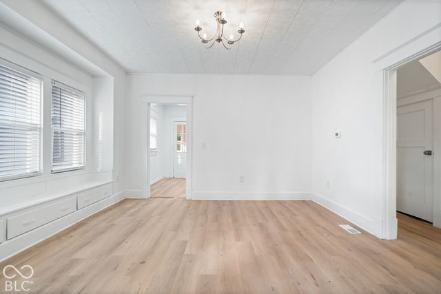 802 N Oakland Avenue, Indianapolis, IN 46201