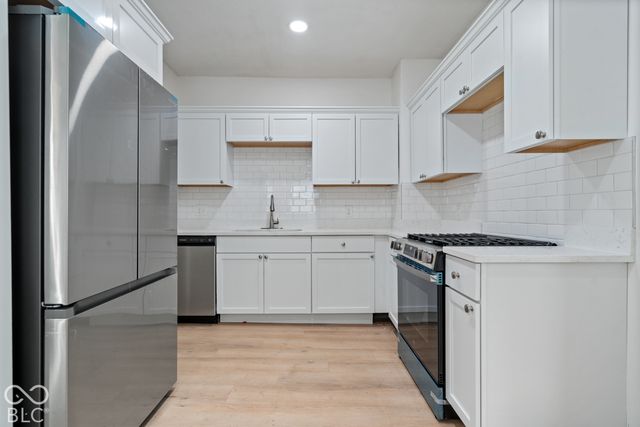 802 N Oakland Avenue, Indianapolis, IN 46201