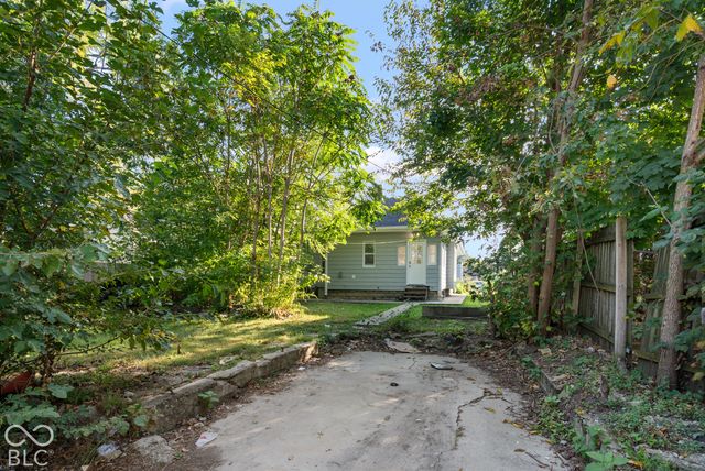 802 N Oakland Avenue, Indianapolis, IN 46201