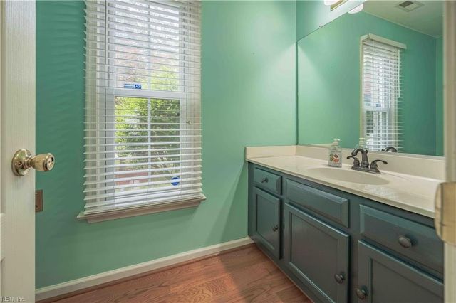 712 Magnum RD, Chesapeake, VA 23320