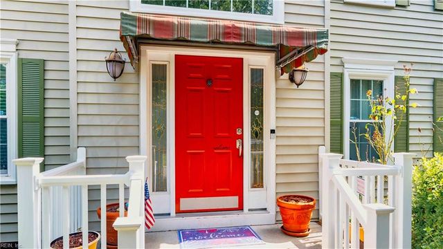 712 Magnum RD, Chesapeake, VA 23320