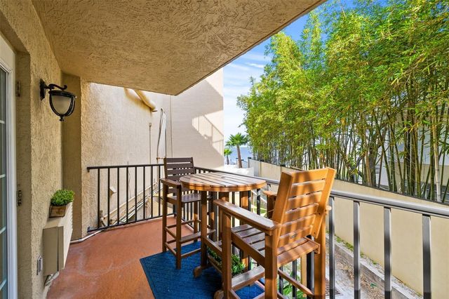 1420 BAYSHORE BOULEVARD 206, Dunedin, FL 34698
