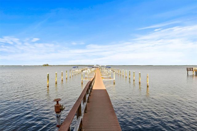 1420 BAYSHORE BOULEVARD 206, Dunedin, FL 34698