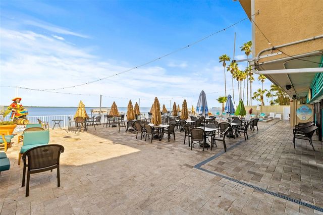 1420 BAYSHORE BOULEVARD 206, Dunedin, FL 34698