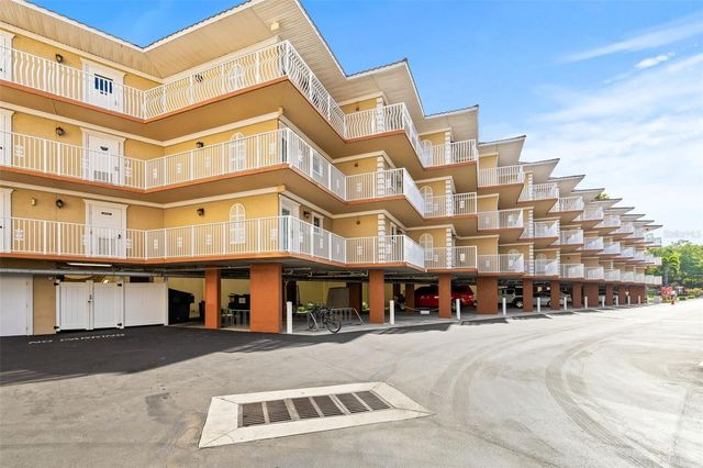 1420 BAYSHORE BOULEVARD 206, Dunedin, FL 34698