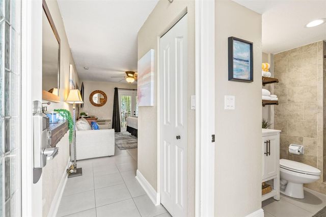 1420 BAYSHORE BOULEVARD 206, Dunedin, FL 34698