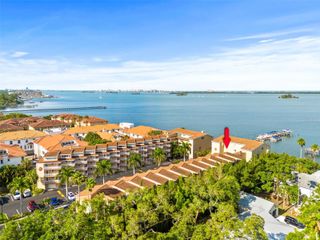 1420 BAYSHORE BOULEVARD 206, Dunedin, FL 34698